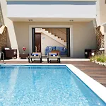 Al Mare Apartahotel 4*